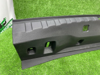 BMW / 3-Series / Накладка замка багажника