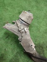 Volkswagen / Touareg / Кронштейн опоры двигателя