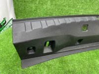 BMW / 3-Series / Накладка замка багажника