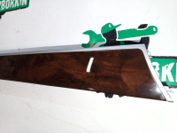 Audi / A4 / Декоративная накладка двери