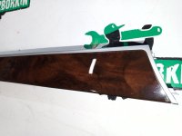 Audi / A4 / Декоративная накладка двери