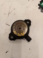 BMW / X3 / Клапан