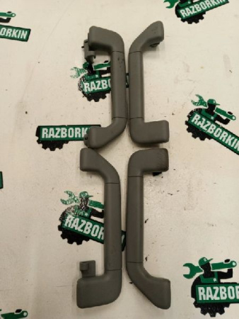 Volkswagen / Touareg / Ручка потолка