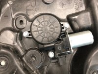 Mazda / 6 / Стеклоподъемный механизм