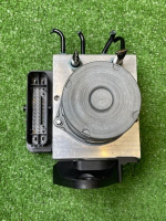 Audi / A5 / Блок ABS