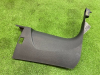 Audi / Q8 / Накладка порога