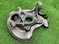 Audi / A4 / Кулак поворотный