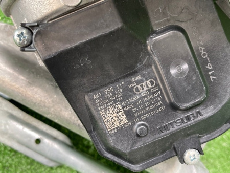 Audi / A6 / Трапеция дворников
