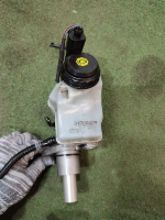 Volkswagen / Tiguan / Бачок для тормозной жидкости