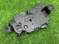 BMW / 3-Series / Замок багажника