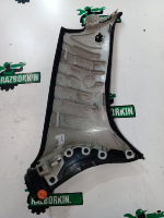 Mercedes-Benz / GLC 250d 4-matic / Накладка стойки