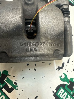 BMW / 1-Series / Суппорт тормозной