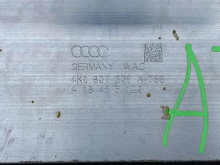 Audi / A6 / Усилитель бампера