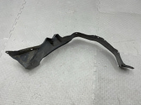 Mercedes-Benz / E-Class / Подкрылок