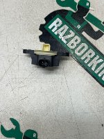 Audi / A6 / Датчик удара двери