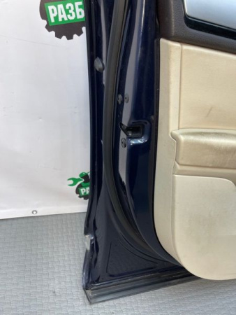 Volkswagen / Touareg / Дверь боковая