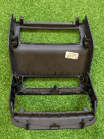 Audi / Q8 / Накладка центральной консоли