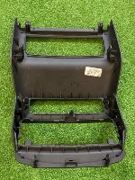 Audi / Q8 / Накладка центральной консоли