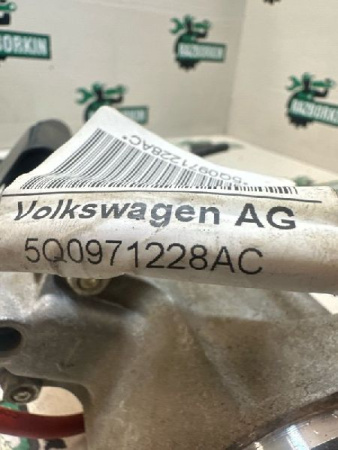 Volkswagen / Golf / Стартер
