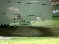 Volkswagen / Touareg / Стекло заднее Volkswagen / Touareg / Стекло заднее