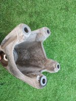 Audi / Q7 / Опора двигателя