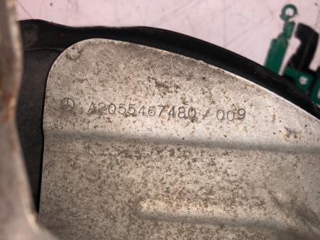 Mercedes-Benz / GLC 250d 4-matic / Кулак задний