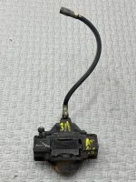 Mercedes-Benz / 190e / Суппорт тормозной