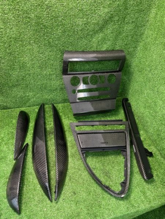 BMW / M6 / Декоративная накладка Carbon