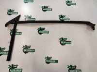 Audi / A5 / Уплотнитель стекла двери