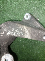 Audi / Q3 / Кулак поворотный