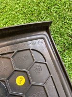 Audi / A6 / Накладка под ногу для отдыха