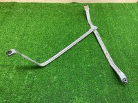 BMW / X5 / Крепление топливного бака