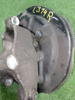 Audi / Q3 / Кулак поворотный