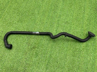 Audi / A6 / Газоотвод акб