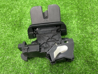 Audi / Q7 / Замок багажника