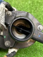 BMW / X5 / Помпа