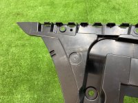 BMW / 7-Series / Кронштейн бампера