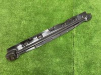 Audi / Q7 / Крепление радиатора