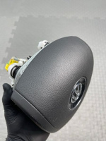 Volkswagen / Touareg / Подушка безопасности в руль