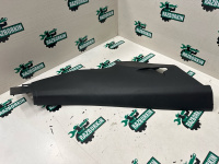 Volkswagen / Touareg / Накладка стойки в салоне