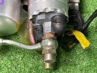 Mercedes-Benz / 190e / Топливный насос