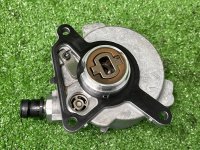 Volkswagen / Touareg / Ваккумный насос