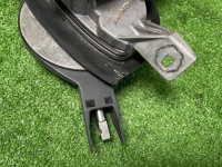 Mercedes-Benz / 300E / Трапеция дворников