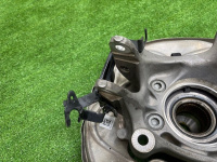 Audi / A6 / Кулак поворотный