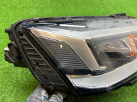 Audi / A5 / Фара