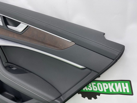 Audi / A6 / Обшивка двери