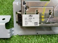 Ford / EXPLORER / Усилитель антенны