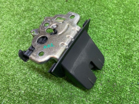 Audi / Q7 / Замок багажника