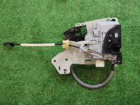 Volkswagen / Touareg / Замок двери Volkswagen / Touareg / Замок двери