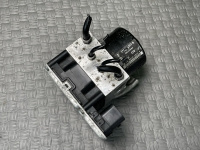 Volkswagen / Touareg / Блок ABS